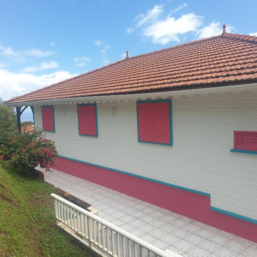 Vila Le Hameau Du Morne Des Cadets Fond-Saint-Denis Exteriér fotografie