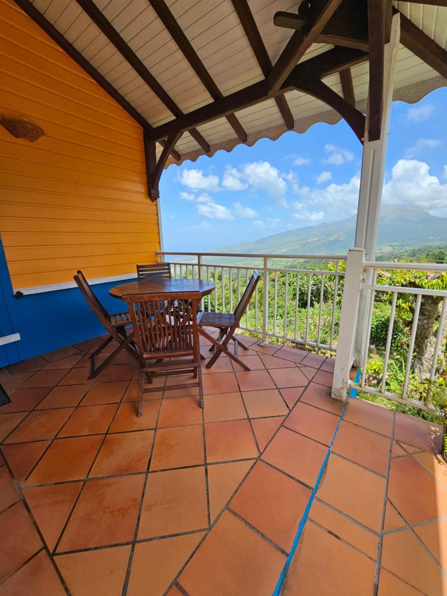 Vila Le Hameau Du Morne Des Cadets Fond-Saint-Denis Exteriér fotografie